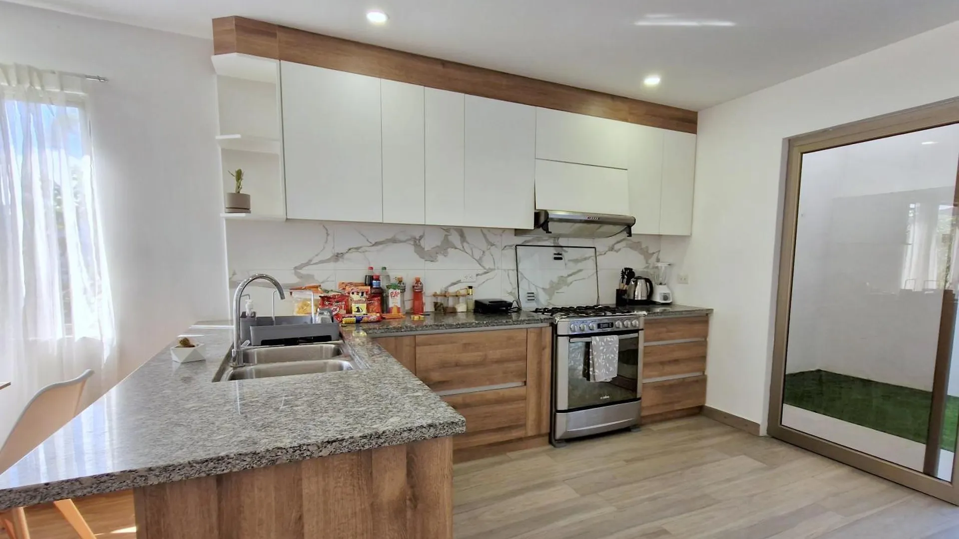Hermoso Departamento Completo Y Amplio Cuenca Apartment